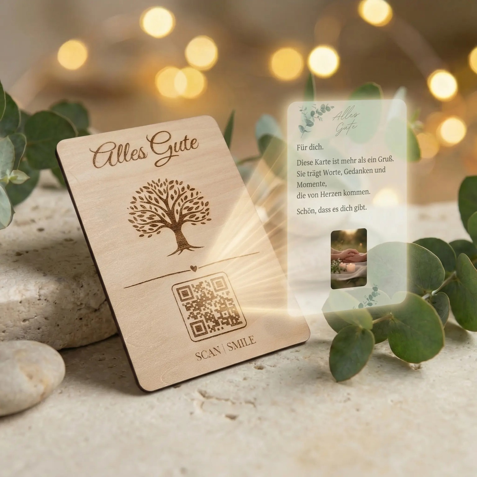 Große Monvou Holzkarte „Alles Gute“ mit Lebensbaum und individuellem QR-Code